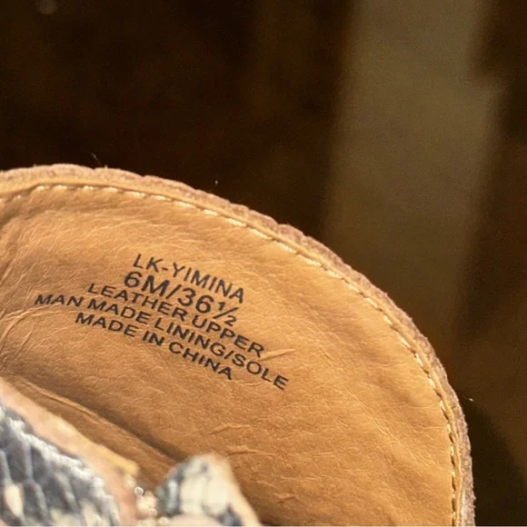 Leather Lucky🍀 brand Snakeprint Booties -S-6M - Picture 3 of 9